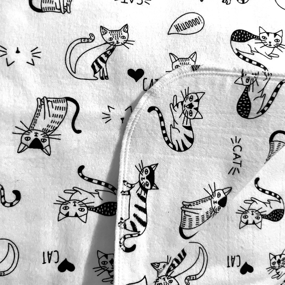 Unpaper towels Black and White Cat Print 2-ply